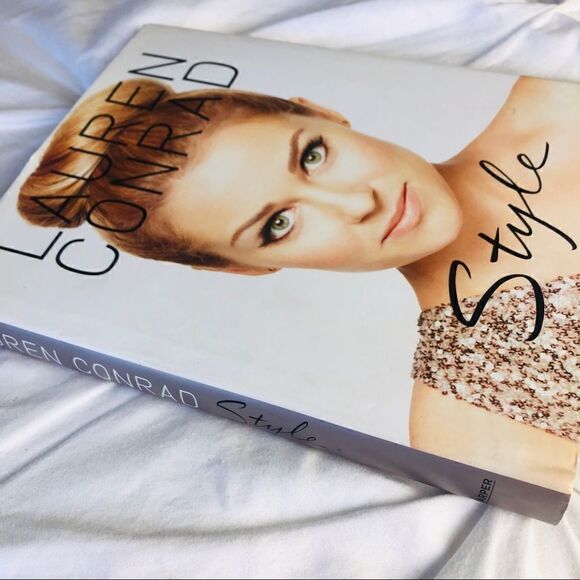 EUC Lauren Conrad Style Hardcover Book - Picture 5 of 7